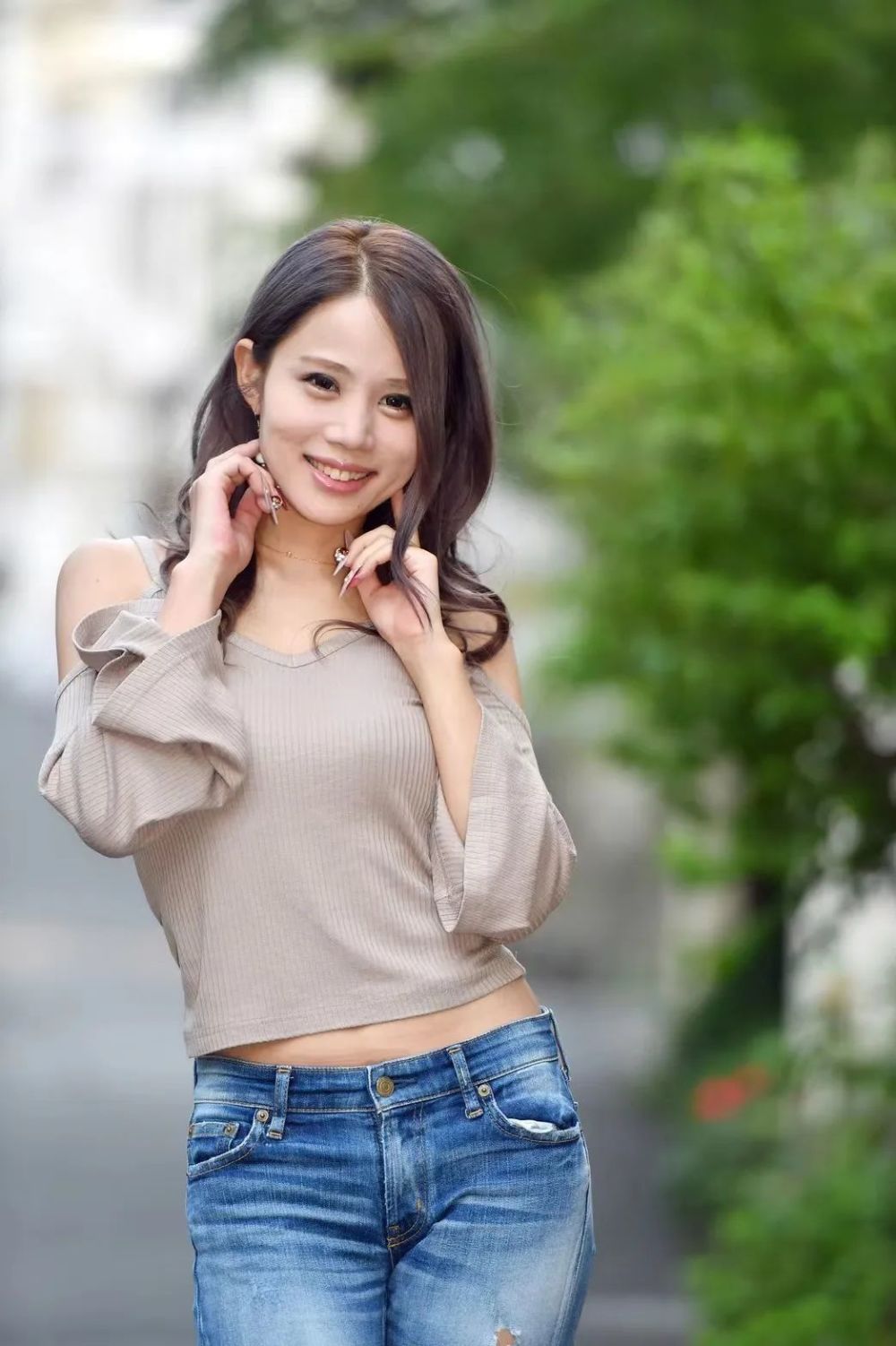 揭露风俗写作行业内幕入围文学界最高奖 日本女作家铃木龙美:男人和女人都愚蠢